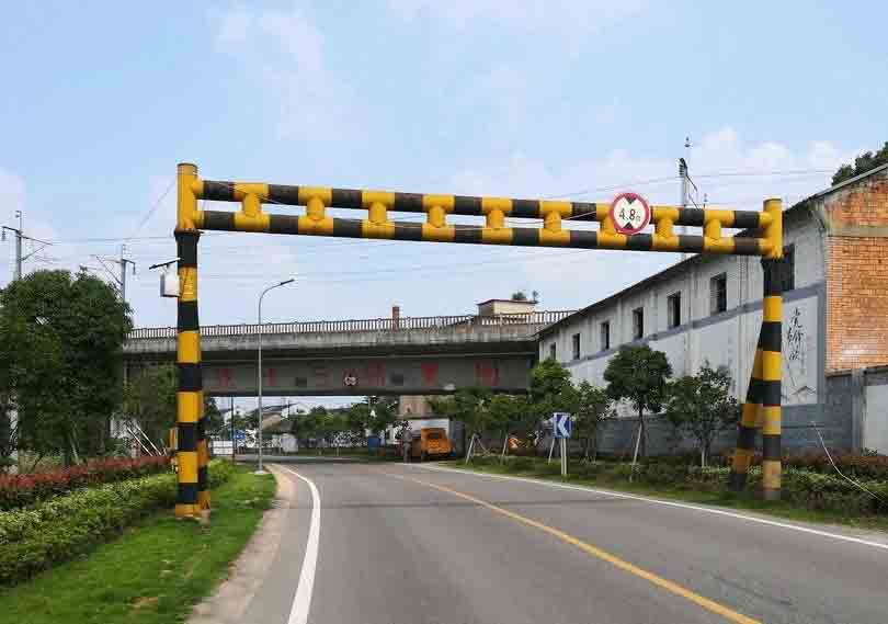 池州铁路限高架